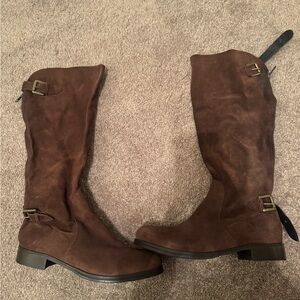 suede Frye brown boot, size 38.5 (8.5), used